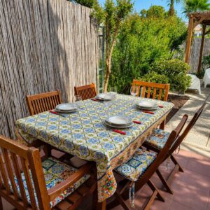Mediterranean Garden House Apartment